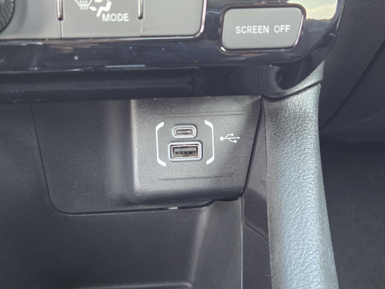 2025 Jeep Compass Latitude - Photo 13
