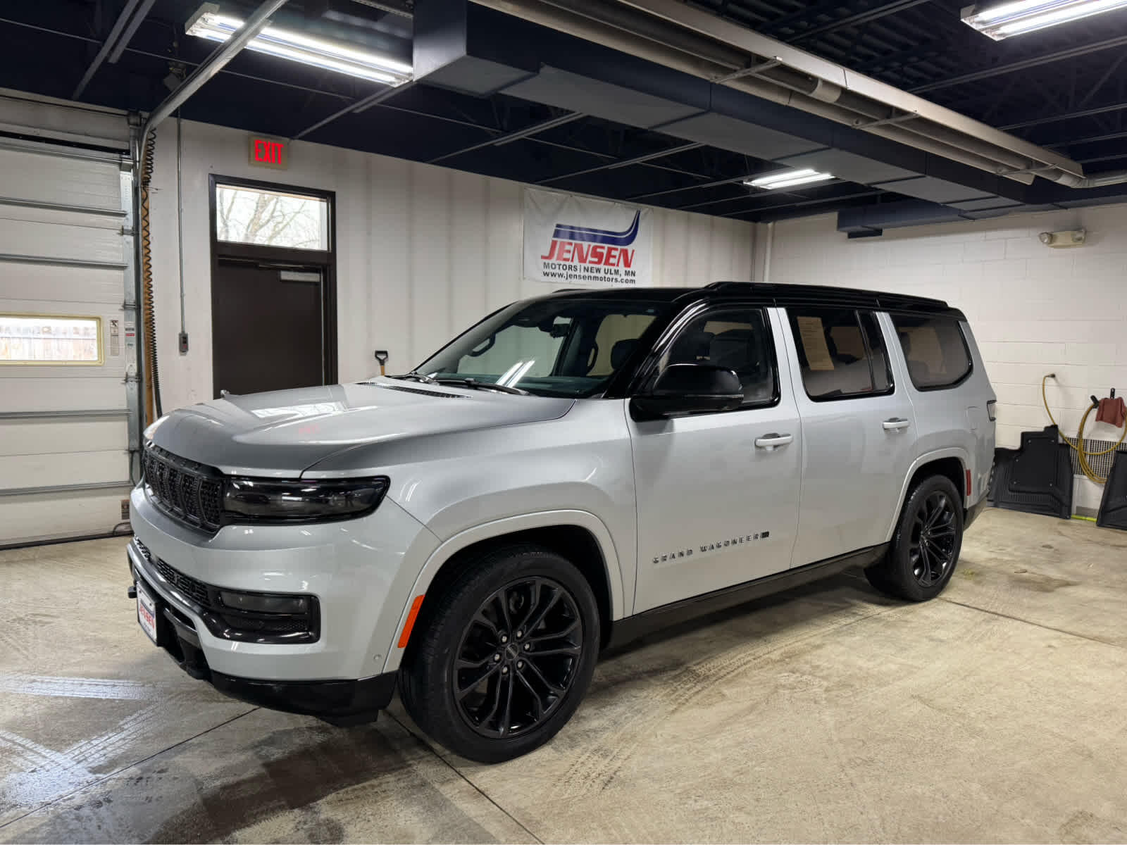 Used 2023 Jeep Grand Wagoneer Series III with VIN 1C4SJVGP6PS544510 for sale in New Ulm, Minnesota