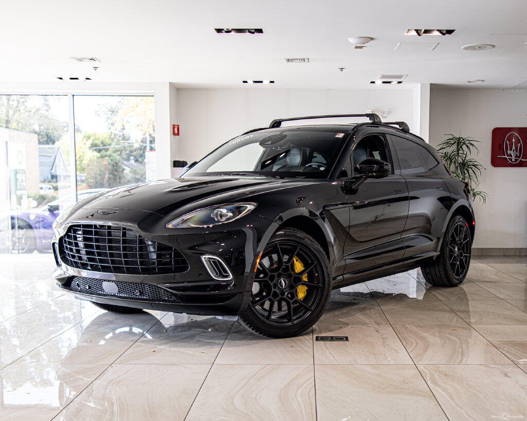 2021 Aston Martin DBX