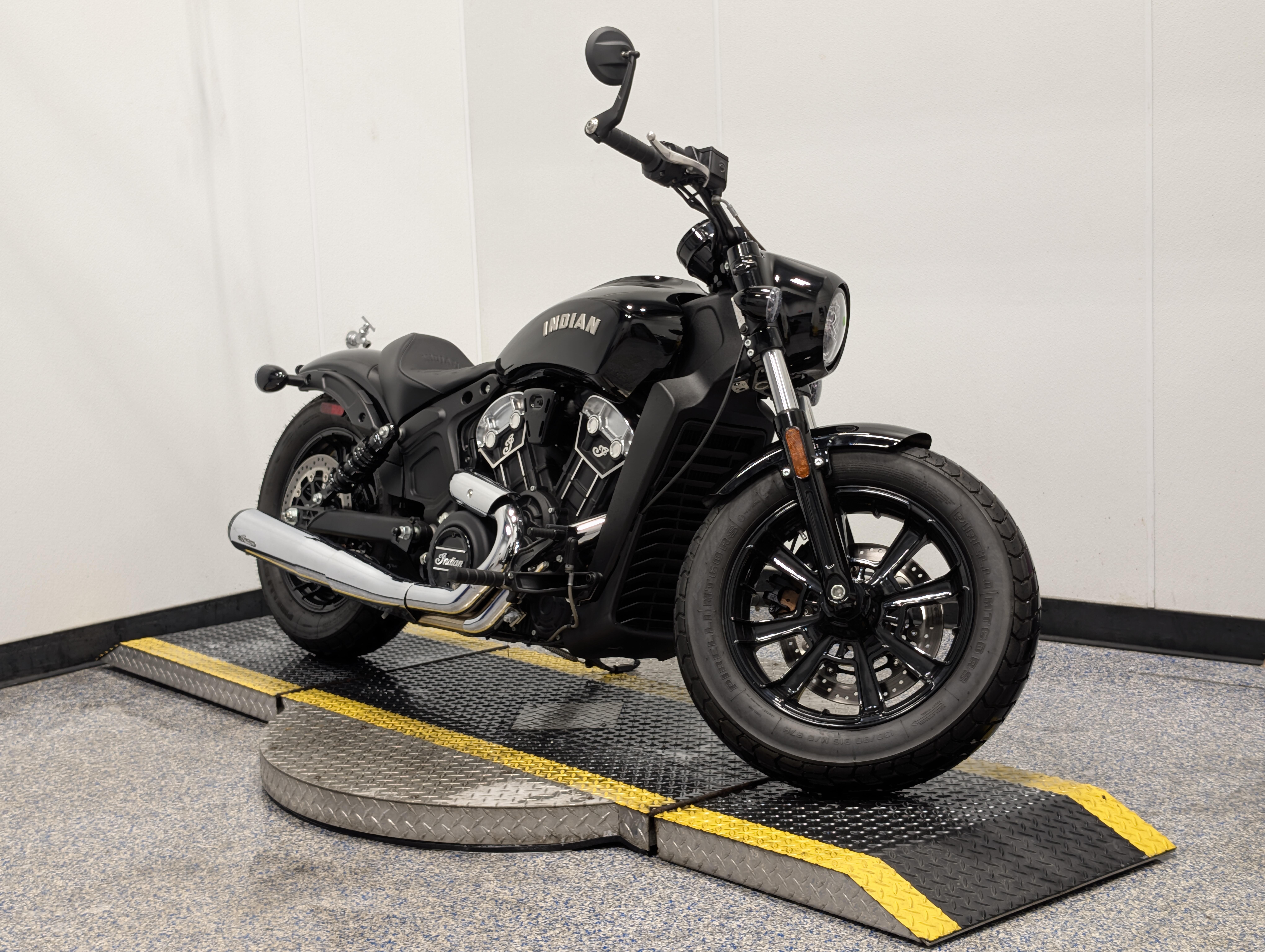 2023 INDIAN MOTORCYCLE Scout Bobber Base