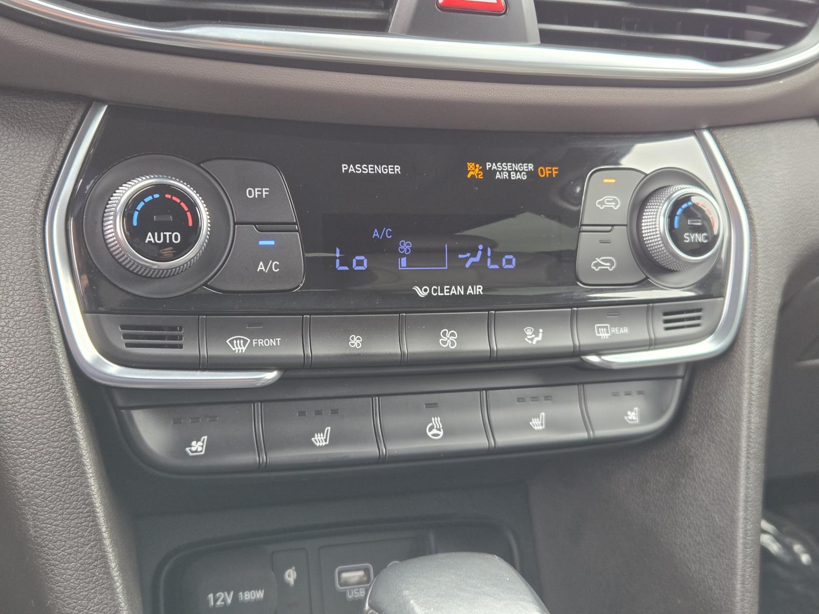 2020 Hyundai Santa Fe Limited - Photo 11