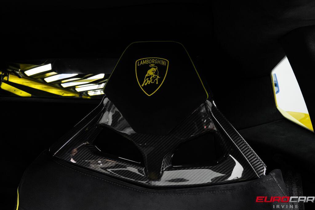 2022 Lamborghini Huracan STO *HUGE CARBON OPTIONS * FRONT LIFT*Image 43