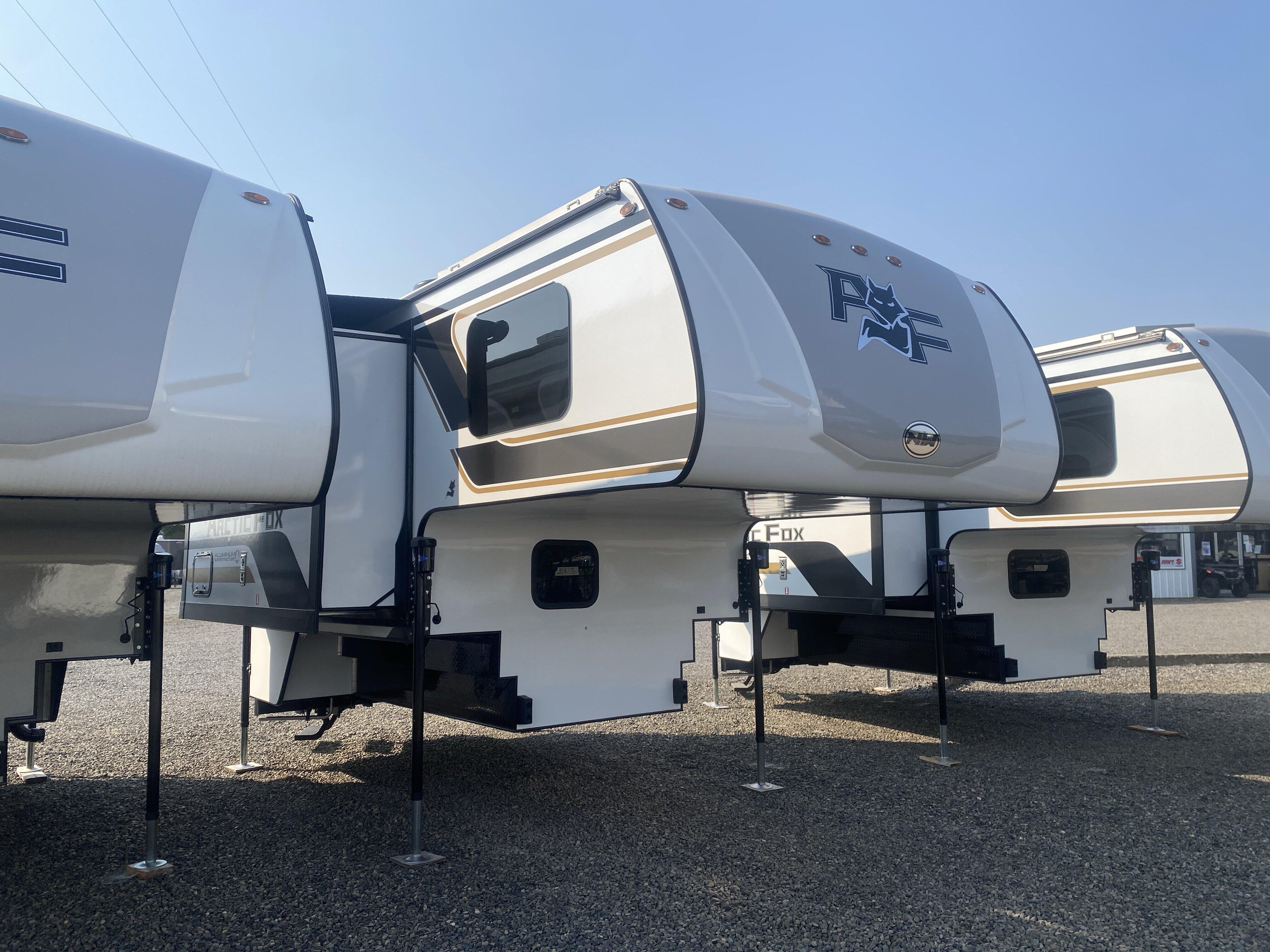 2027 NORTHWOOD MFG Arctic Fox 811