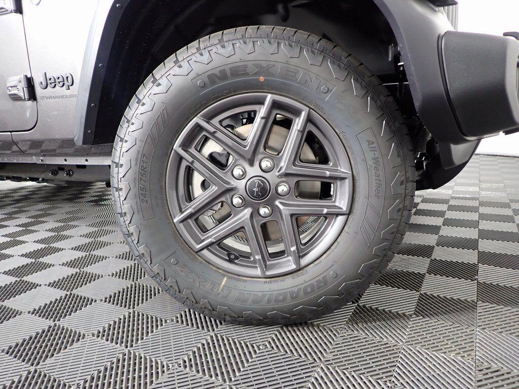2025 Jeep Wrangler 4-Door Sport S - Photo 33