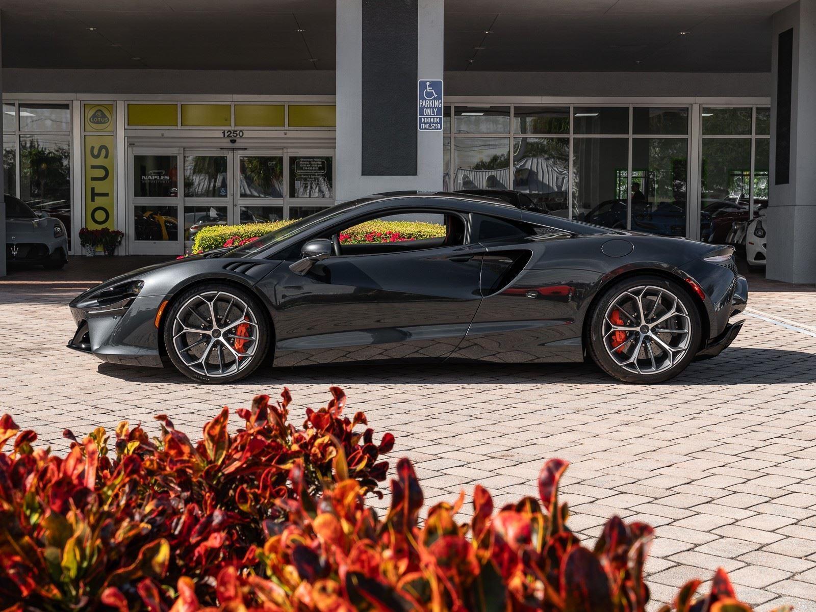 Used 2025 McLaren Artura Coupe