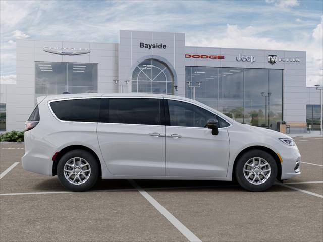 2025 Chrysler Pacifica Select - Photo 21