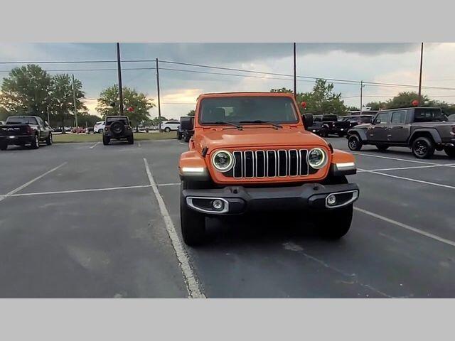 2025 Jeep Wrangler 4-Door Sahara - Photo 18