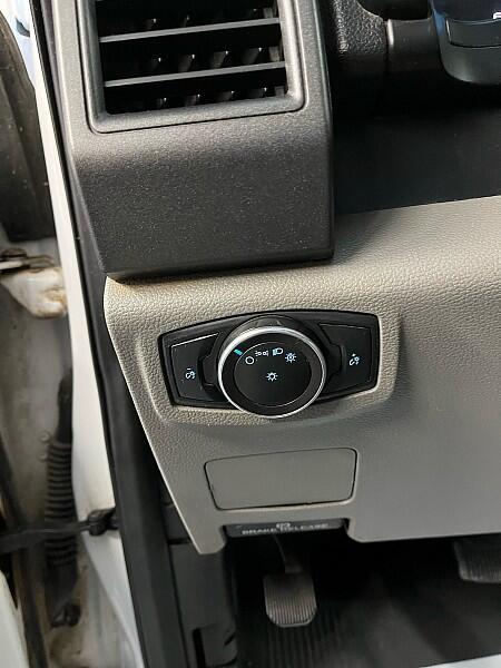 2019 Ford F-350 Super Duty Chassis Cab XL - Photo 17