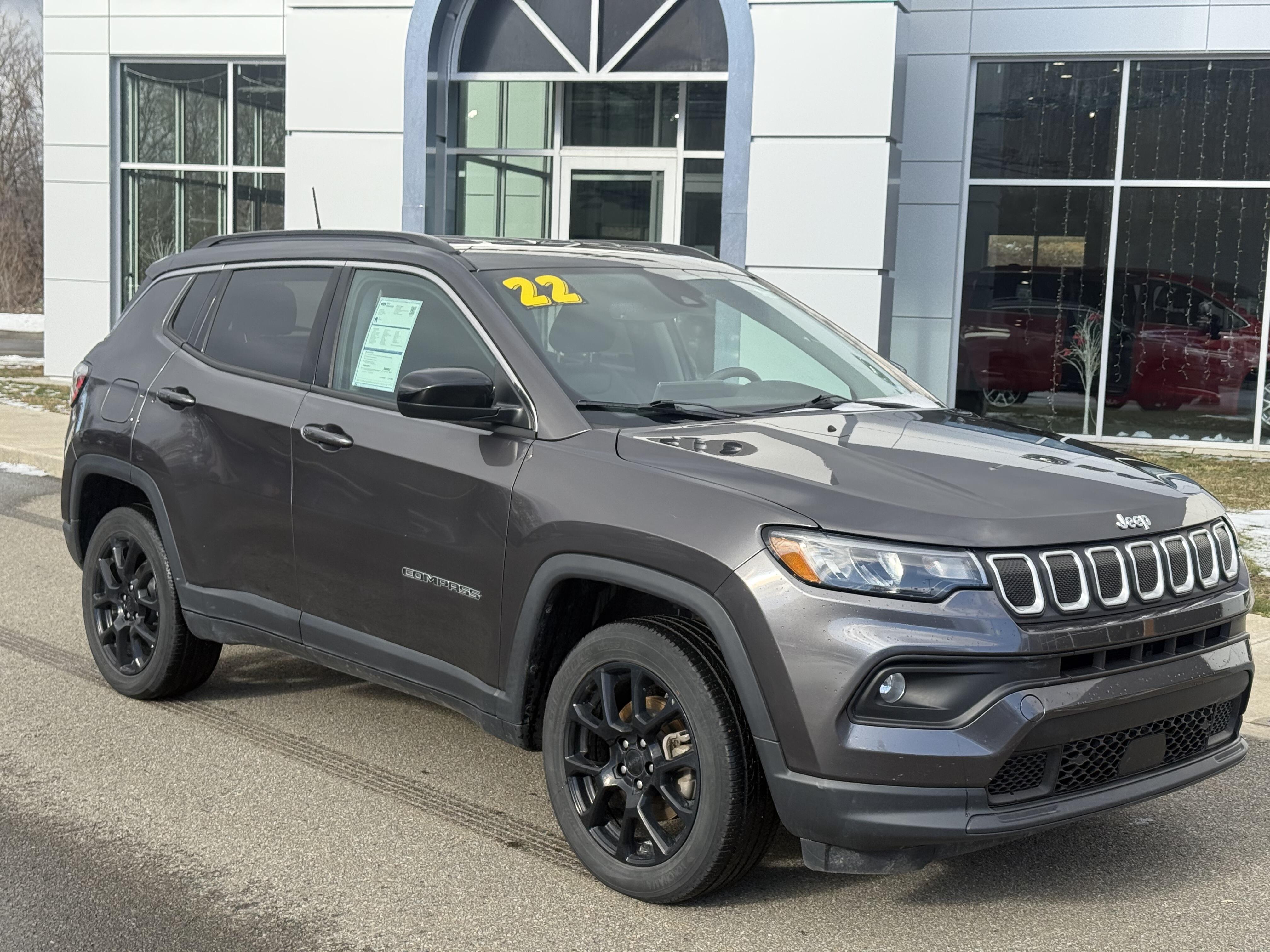 2022 Jeep Compass Latitude Lux's photo