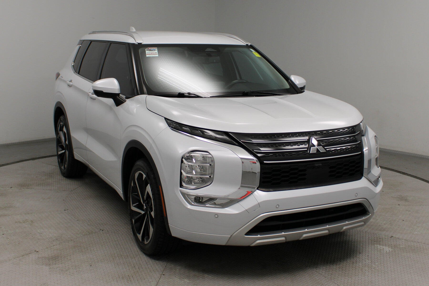 2023 Mitsubishi Outlander SEL Black Edition