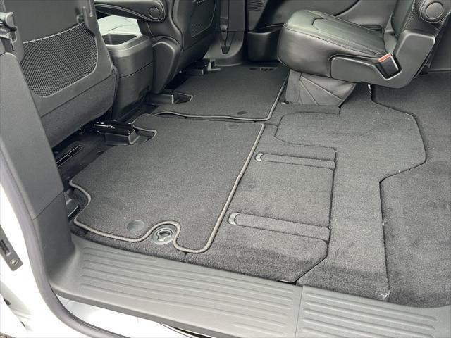 2026 Chrysler Pacifica Select - Photo 54