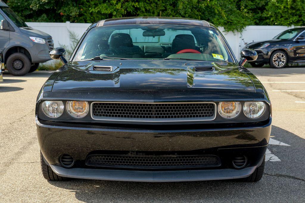 Used 2013 Dodge Challenger SXT with VIN 2C3CDYAG9DH653539 for sale in Englewood Cliffs, NJ