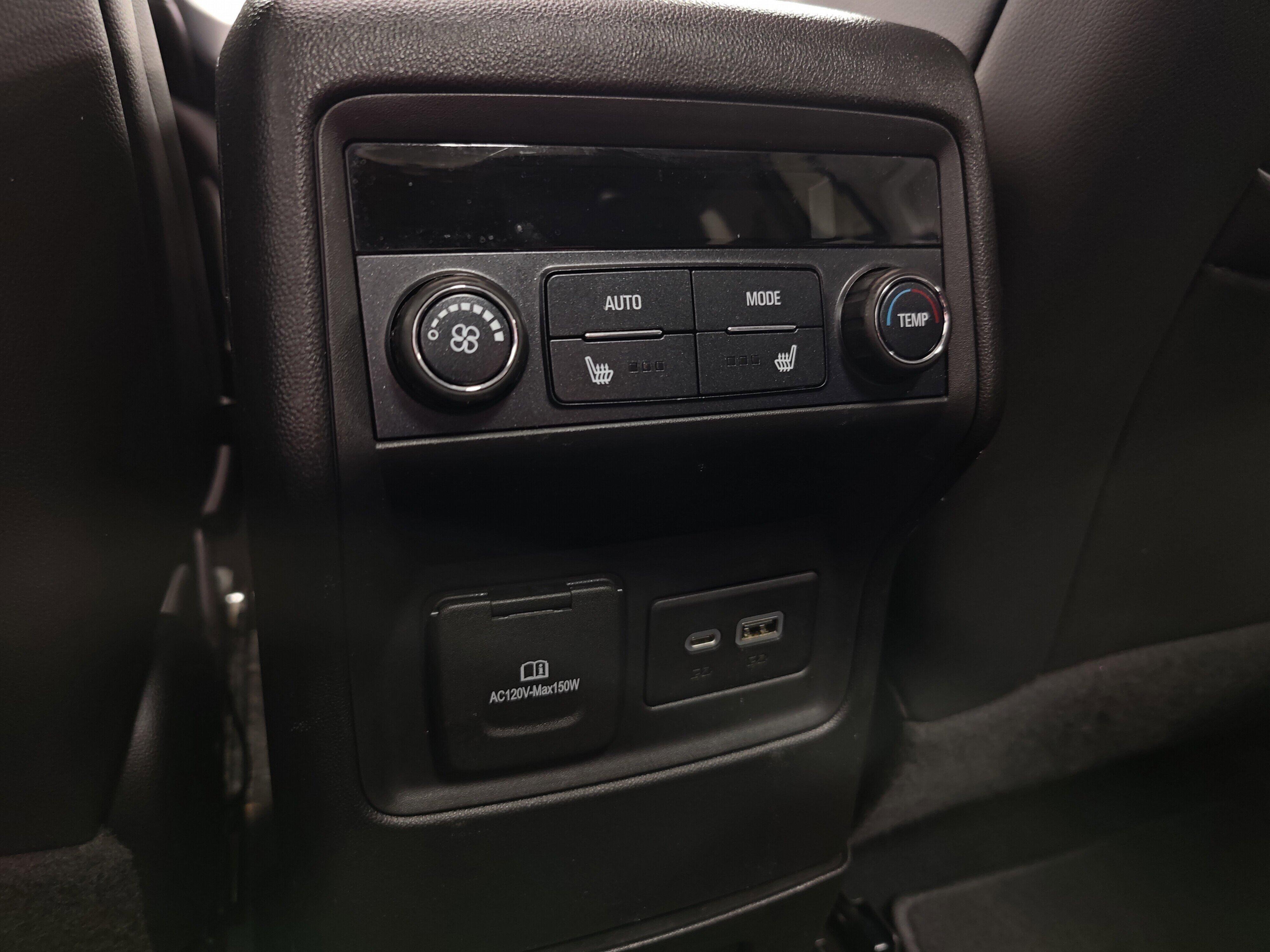 2021 GMC Acadia SLT - Photo 21
