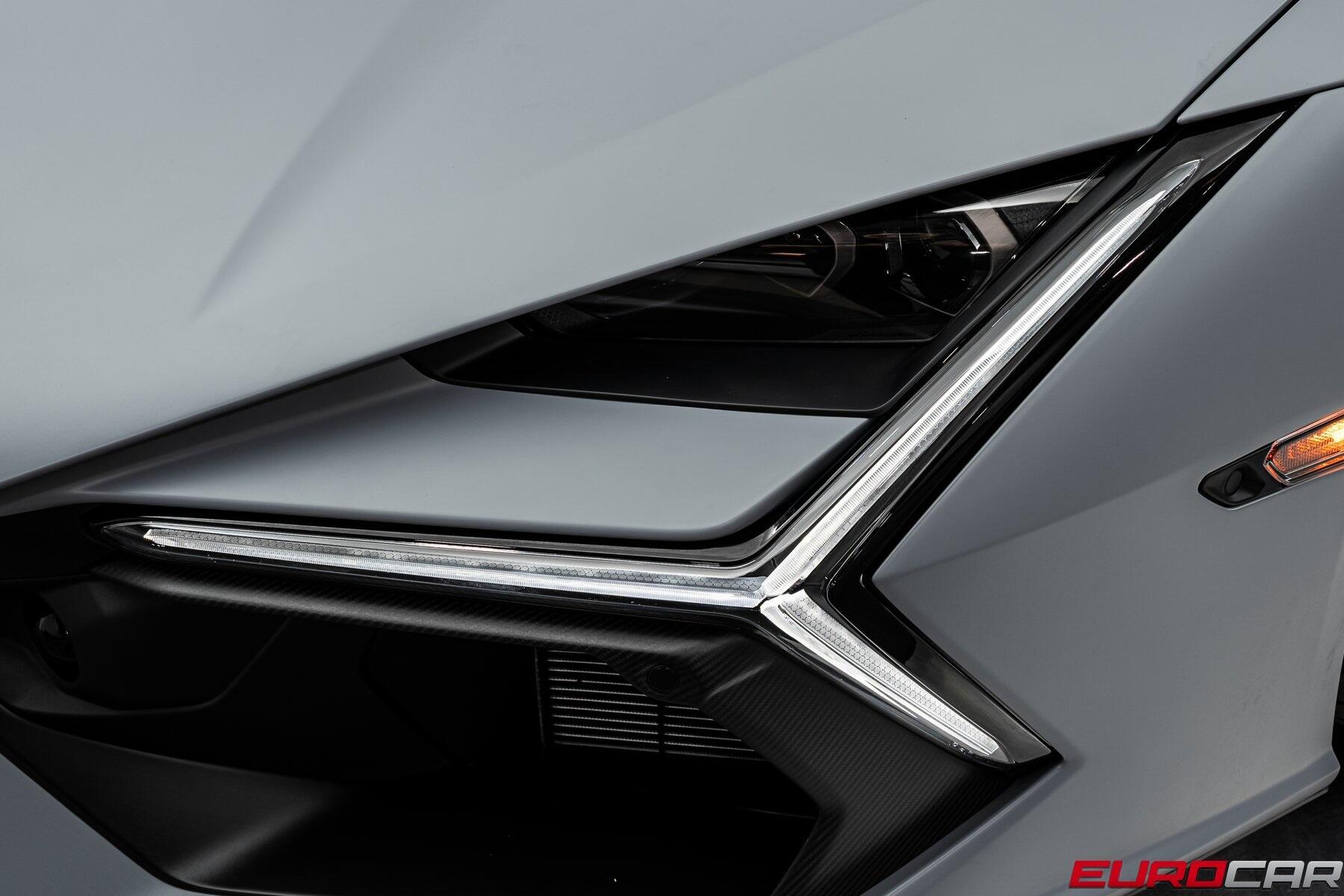 Used 2024 Lamborghini Revuelto *HUGE CARBON OPTIONS * FACTORY MATTE PAINT*Image 13