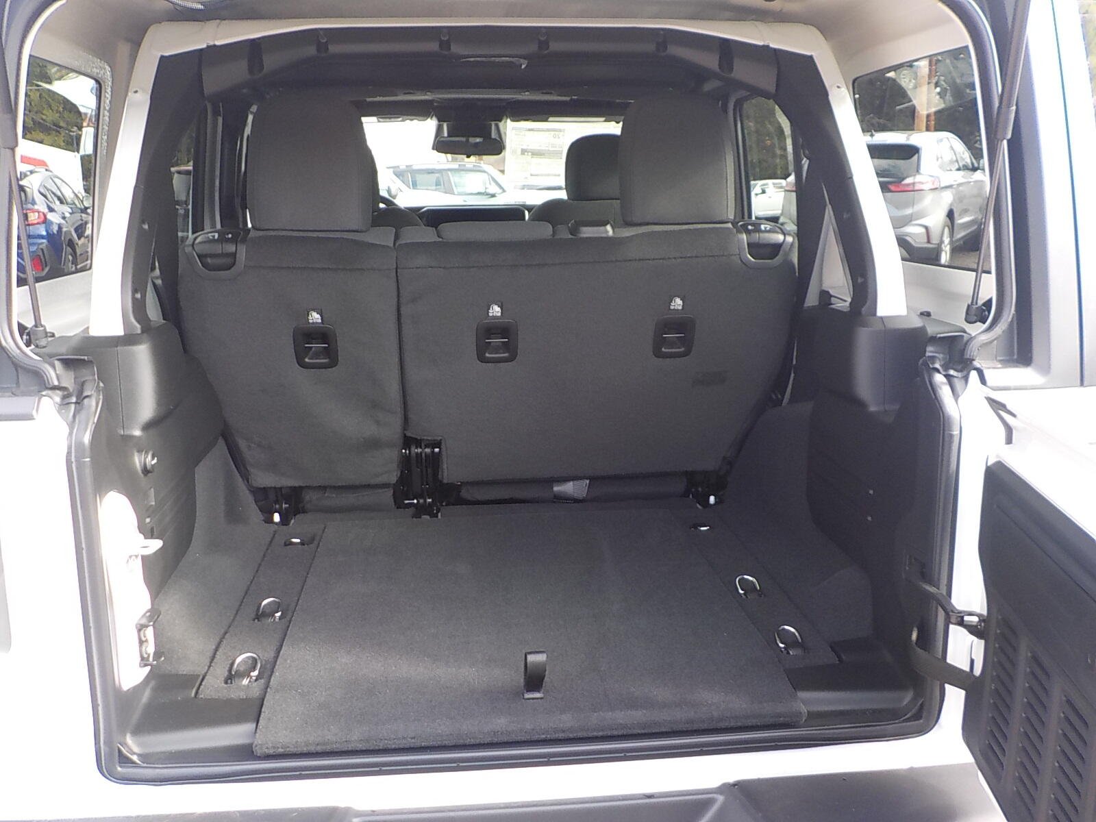 2026 Jeep Wrangler 4-Door Rubicon - Photo 8