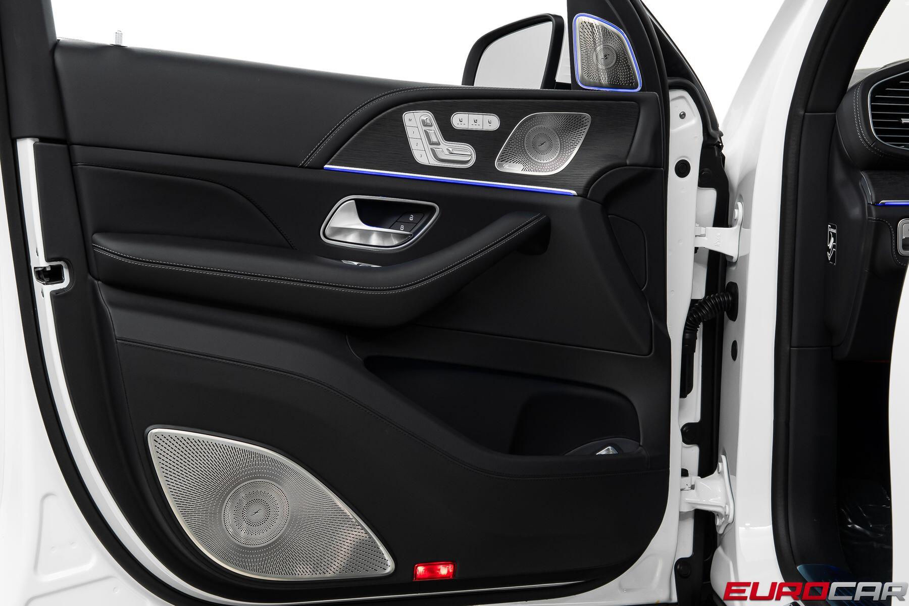 2026 Mercedes-Benz GLS Maybach 600 *5-SEAT CONFIGURATION*Image 24