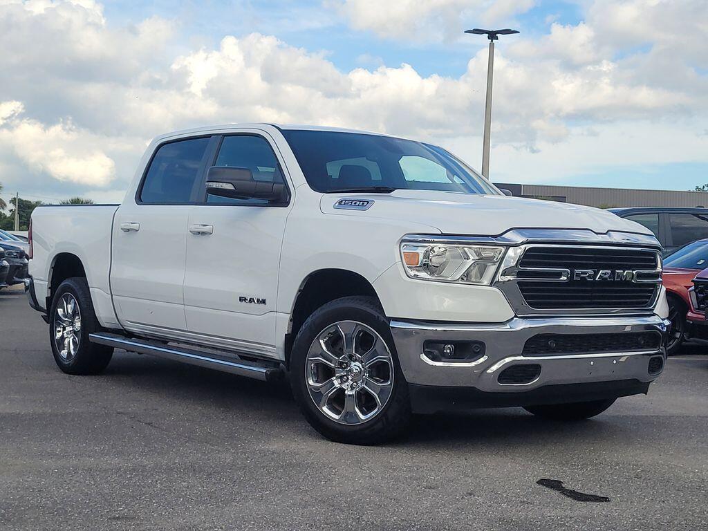 2021 RAM 1500 Big Horn/Lone Star 4x4 Crew Cab 5'7's photo