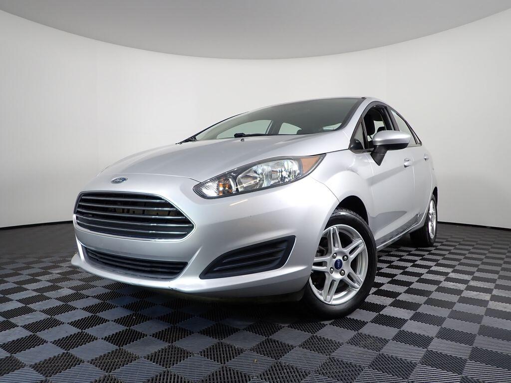 Used 2019 Ford Fiesta SE with VIN 3FADP4BJ5KM107576 for sale in Rockbridge, OH