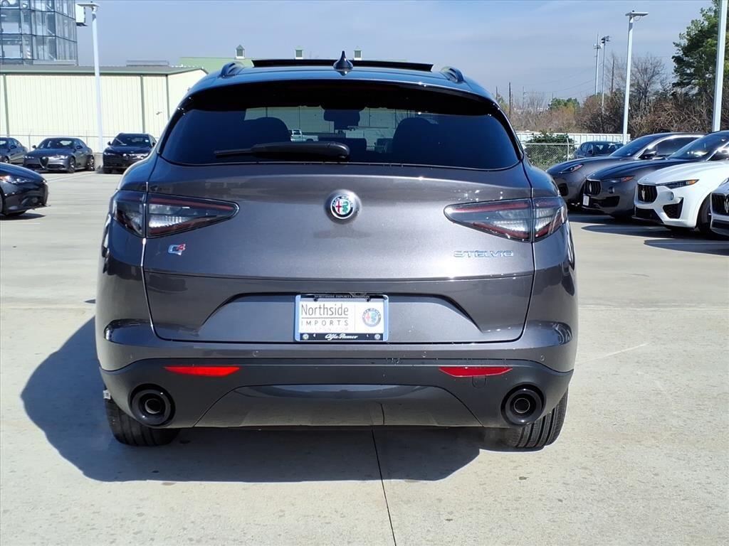 2026 Alfa Romeo Stelvio Base - Photo 8
