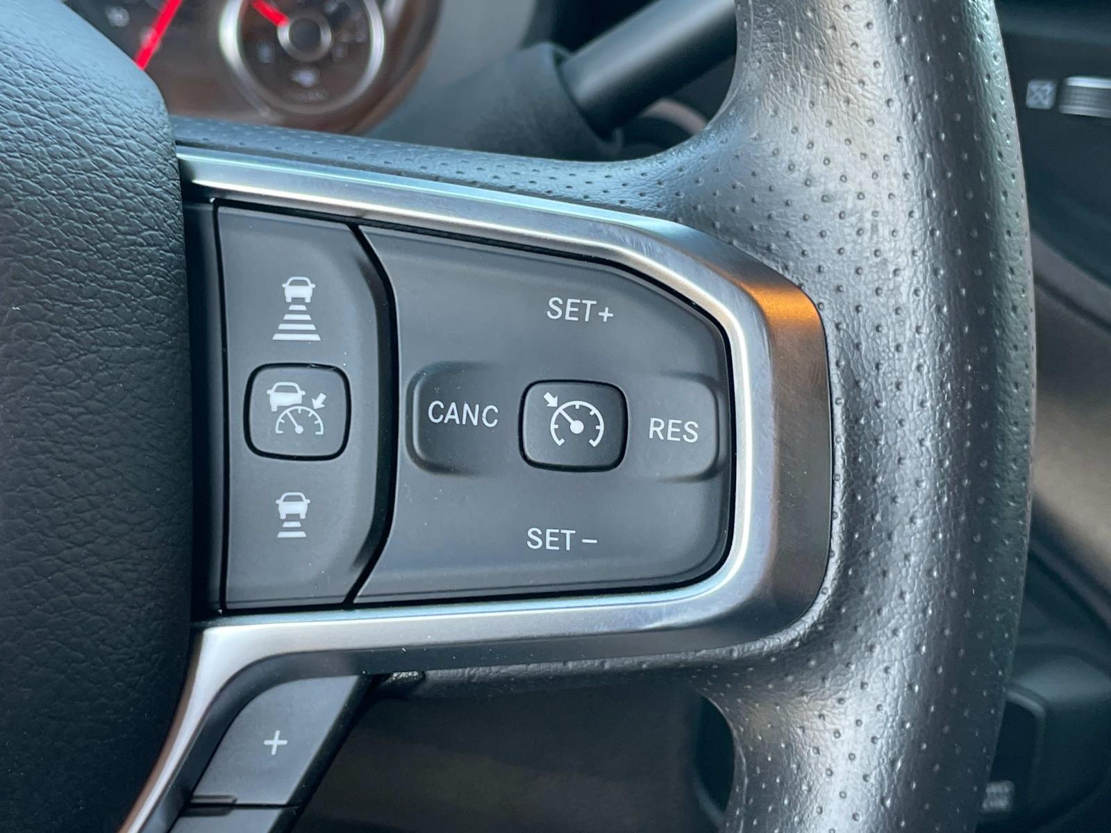 2025 RAM 2500 Tradesman - Photo 12