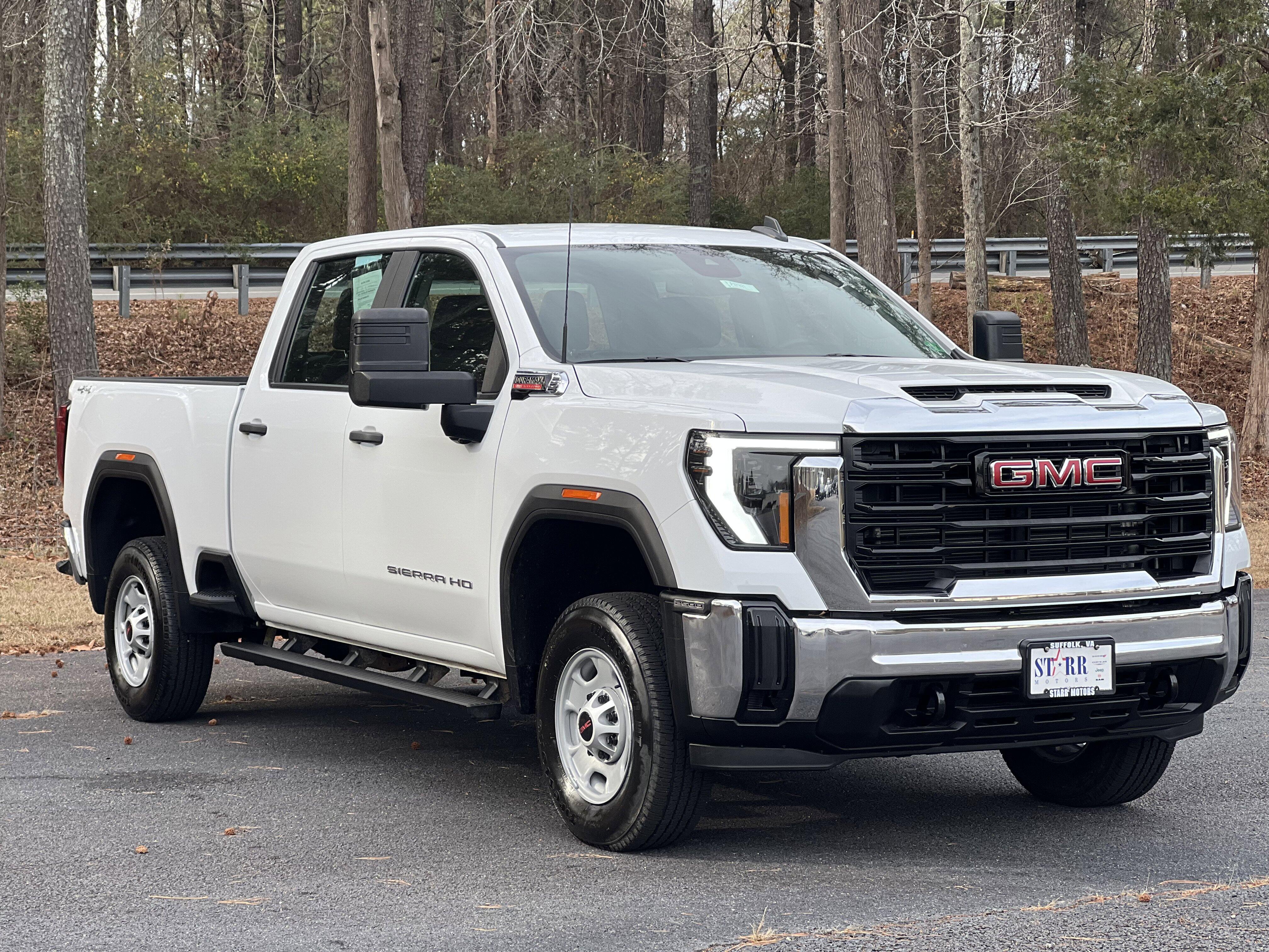 2025 GMC Sierra 2500HD Pro's photo