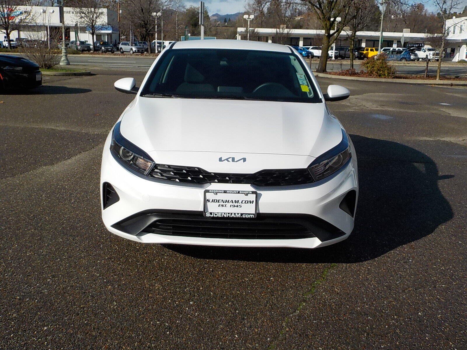 Used 2024 Kia Forte LXS with VIN 3KPF24AD2RE835924 for sale in Redding, CA