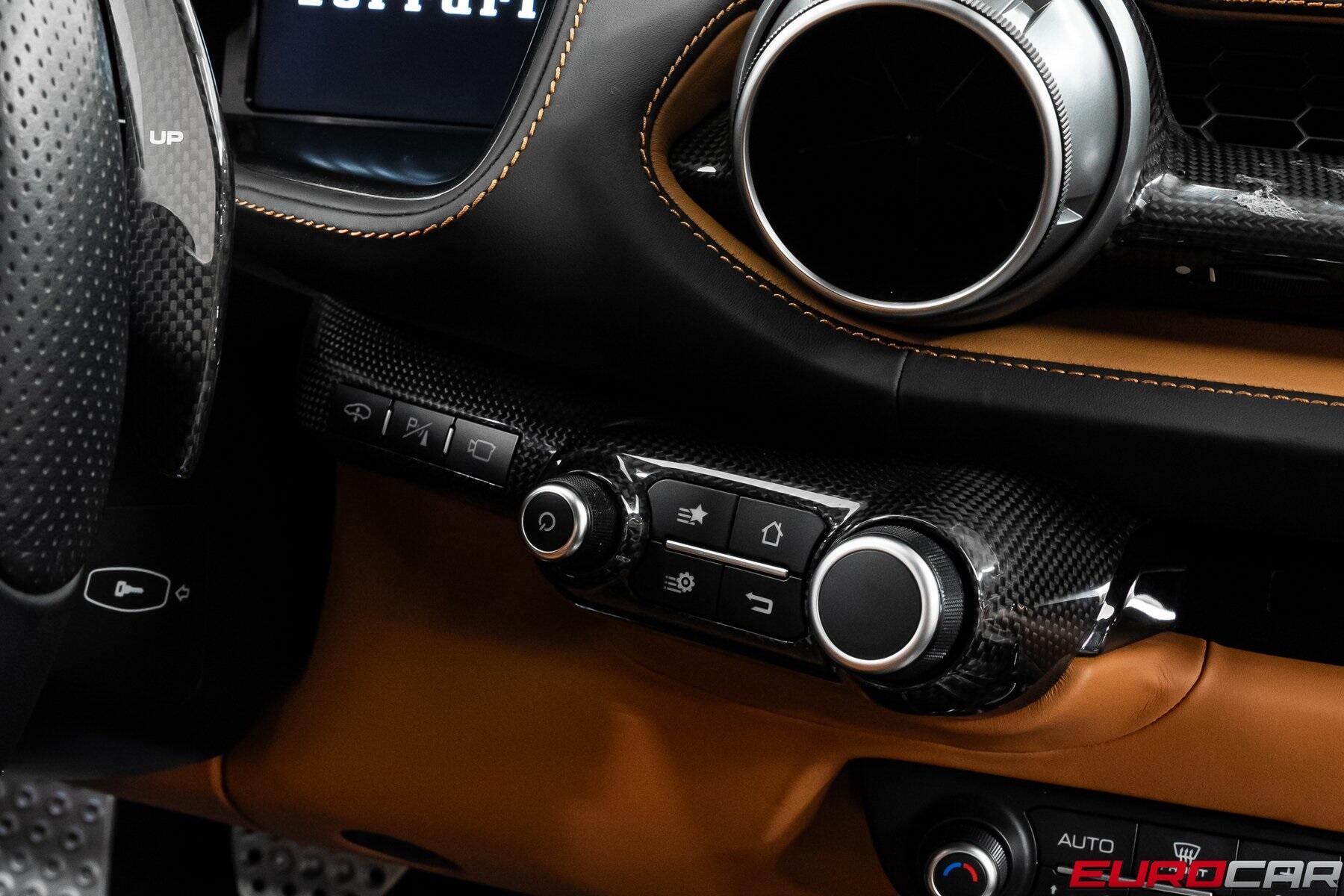 2020 Ferrari 812 Superfast *CARBON FIBER STEERING WHEEL * DAYTONA  SEATS*Image 32