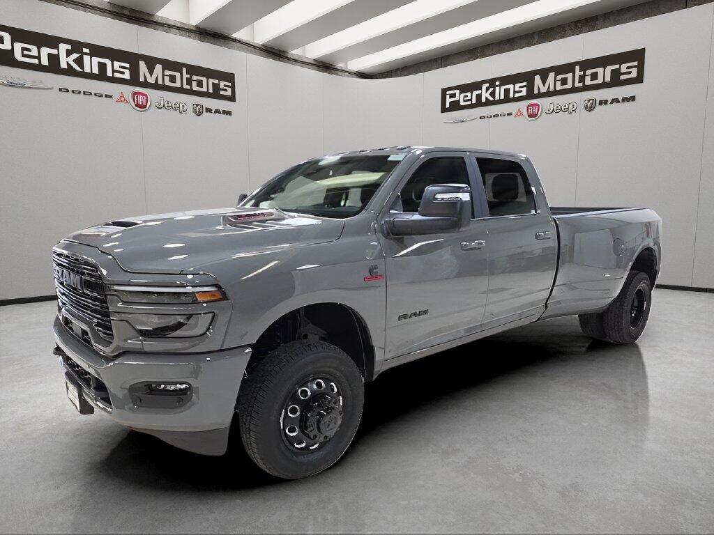 2026 RAM 3500 3500 Laramie Crew Cab 4x4 8' Box