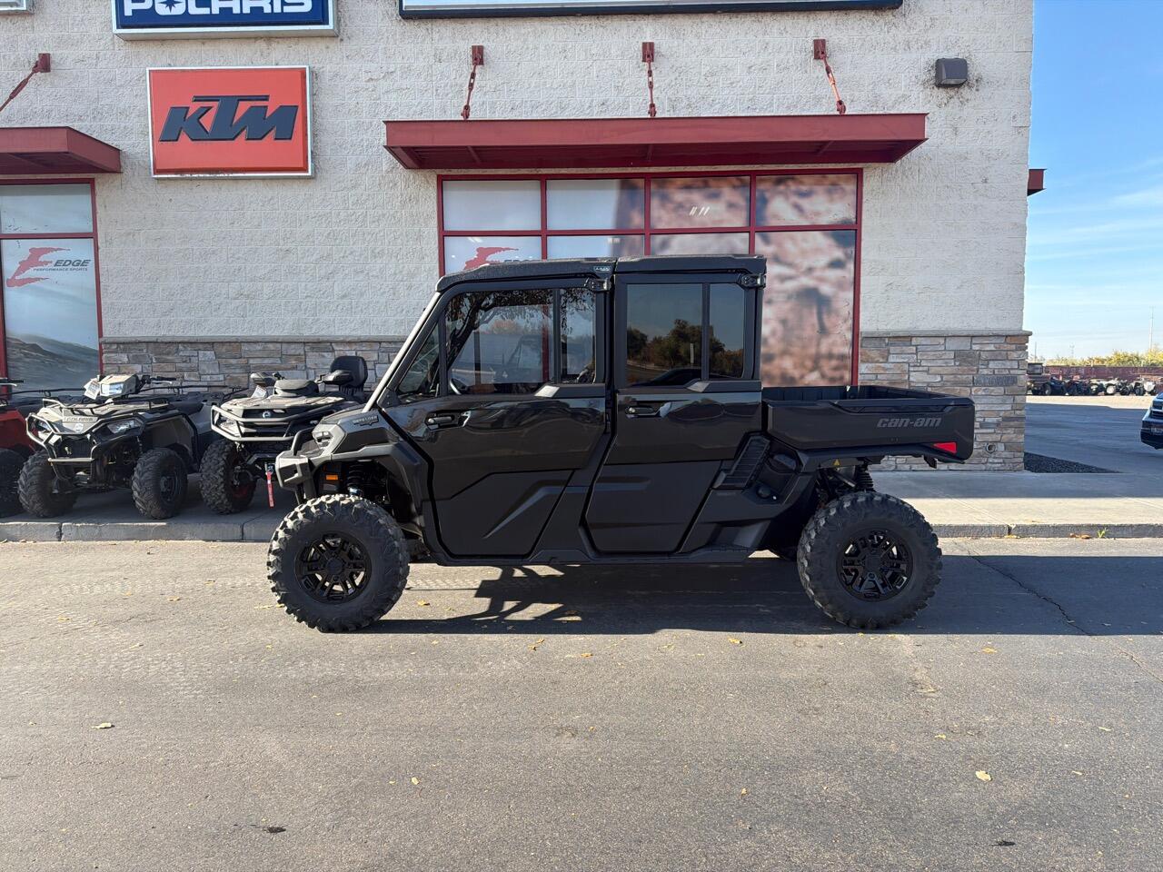 2026 Can-Am Defender MAX Limited HD11