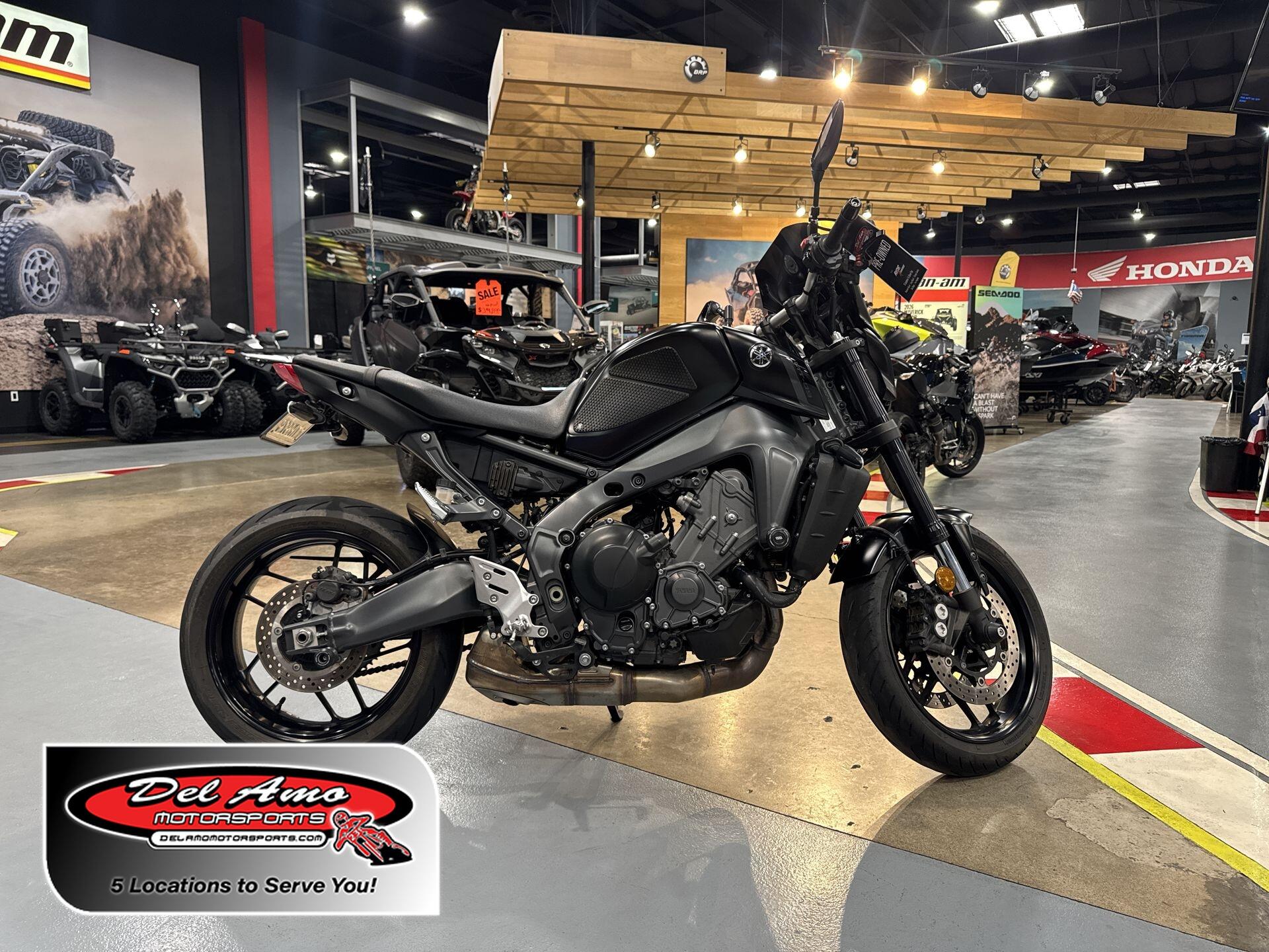 2022 Yamaha MT-09 CA
