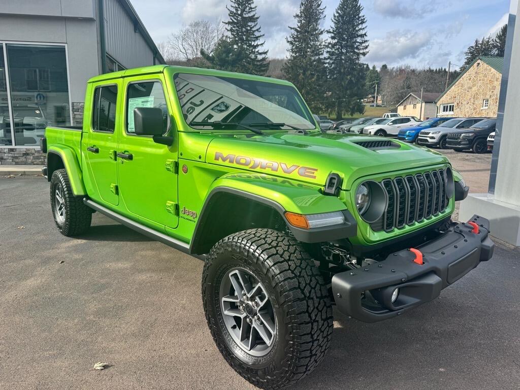 2026 Jeep Gladiator Mojave X's photo