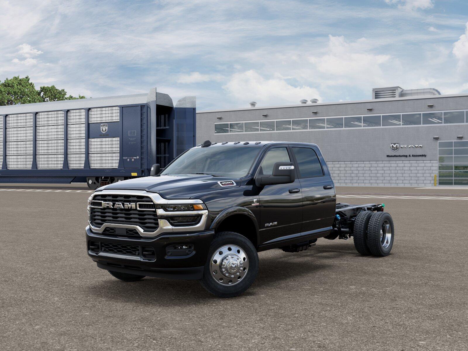 2026 RAM 4500 Big Horn 4X4 Crew Cab DRW 173" WB's photo
