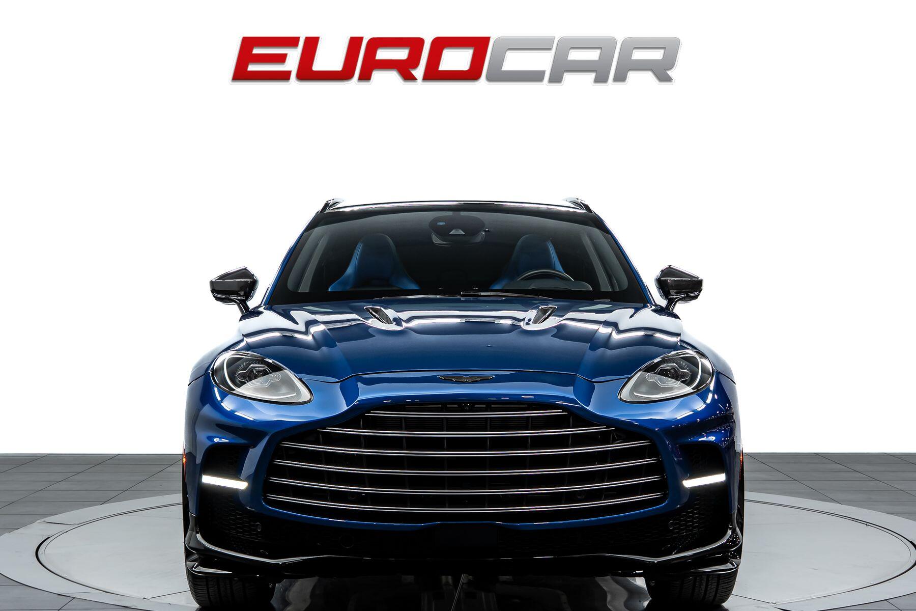 2023 Aston Martin DBX 707 *HUGE CARBON OPTIONS * TRI-COLOR INTERIOR*Image 8
