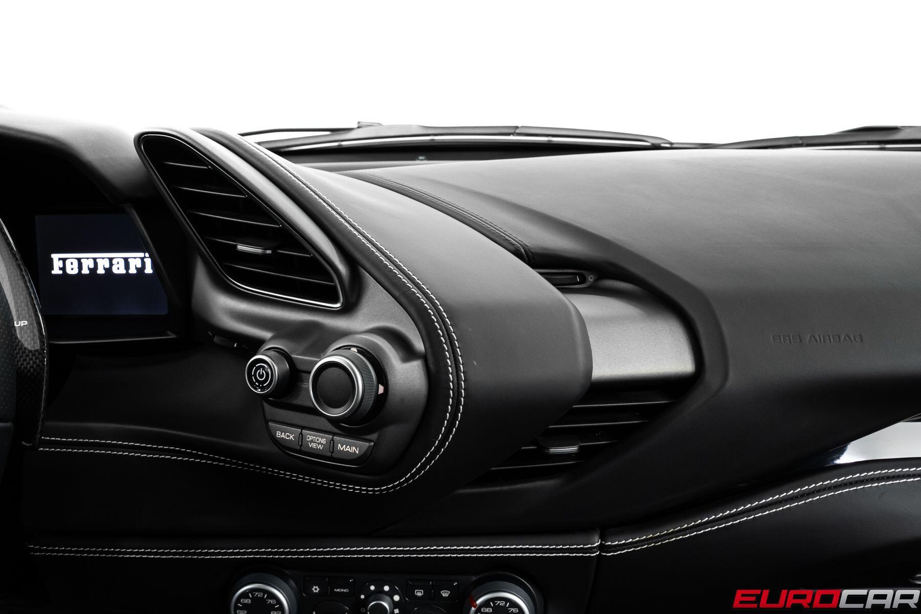 2017 Ferrari 488 GTB *CARBON STEERING WHEEL * IMMACULATE CONDITION*Image 33