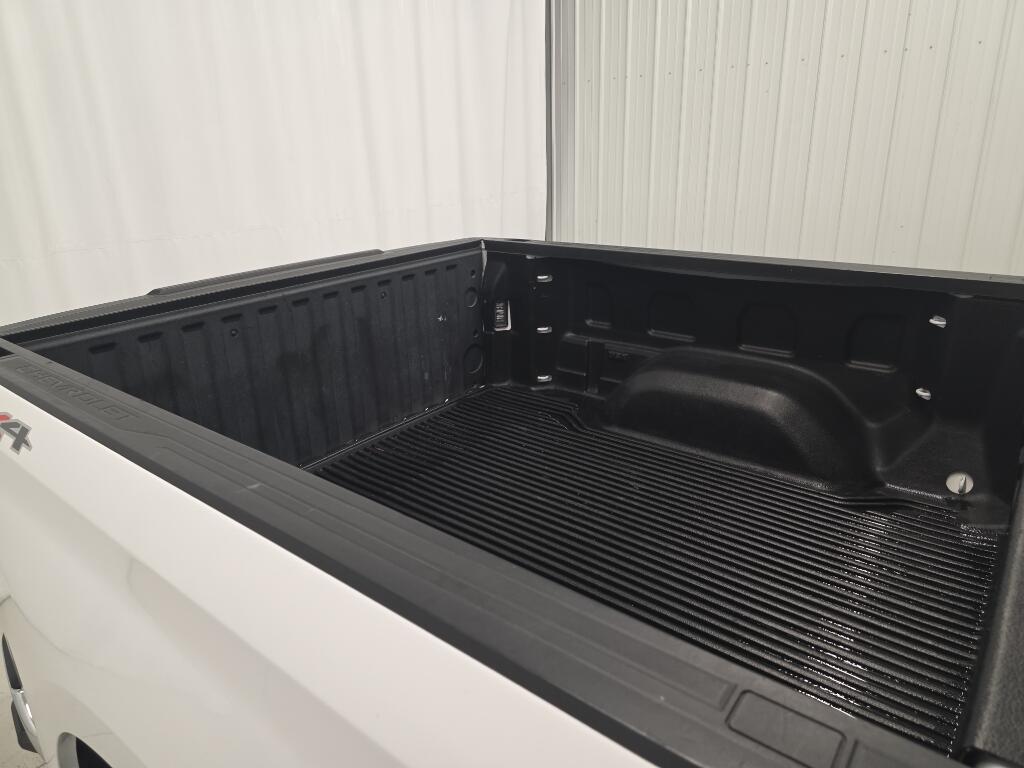 2023 Chevrolet Silverado 1500 LTZ - Photo 11
