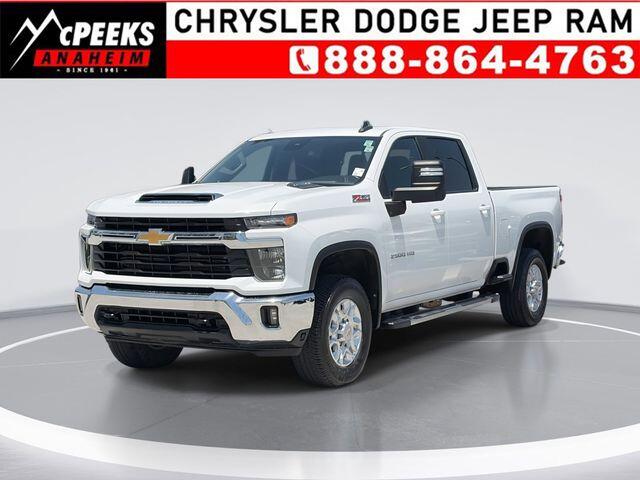 2024 Chevrolet Silverado HD LT 4WD Crew Cab Standard Box's photo