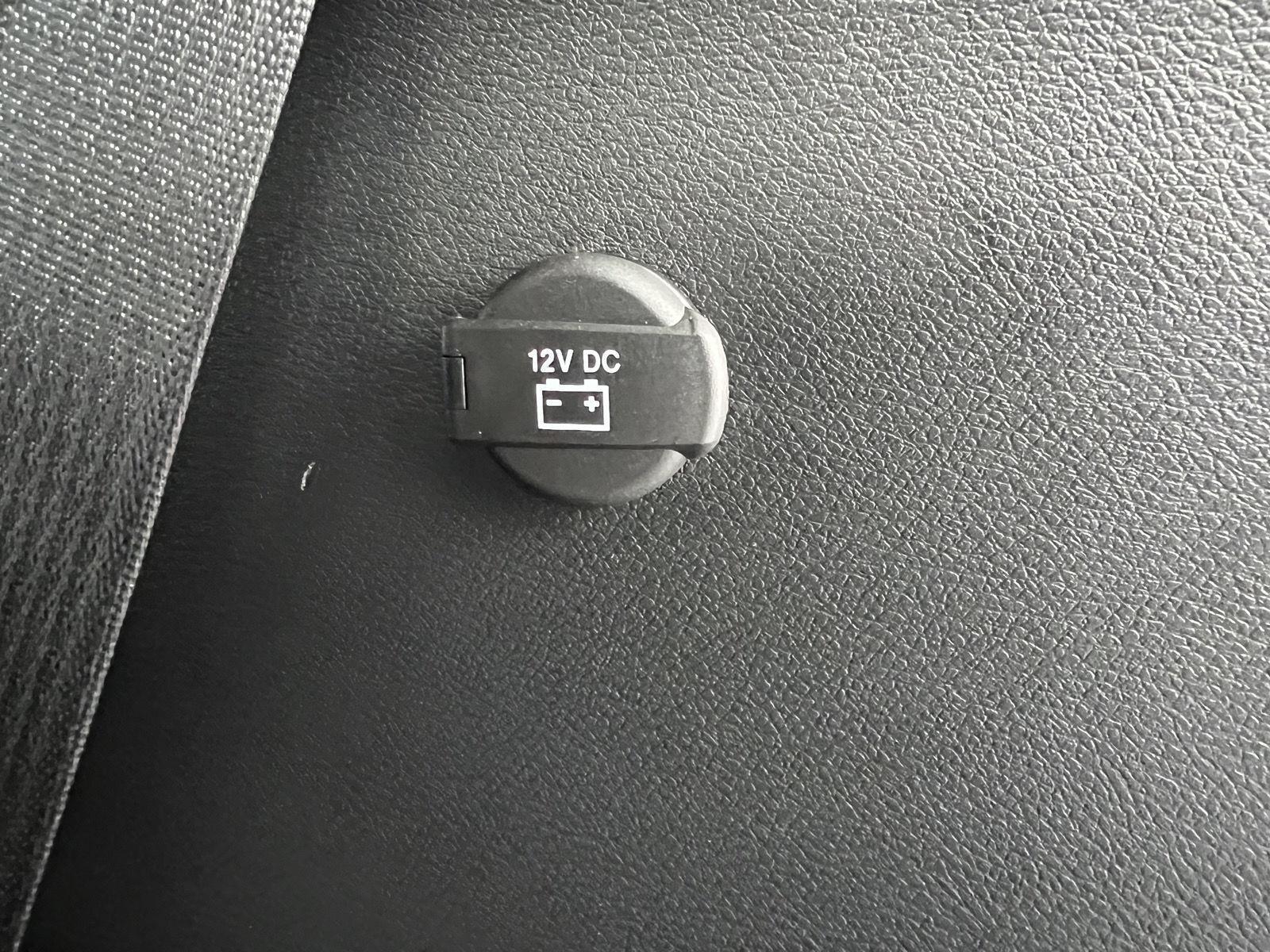 2026 Chrysler Voyager LX - Photo 50