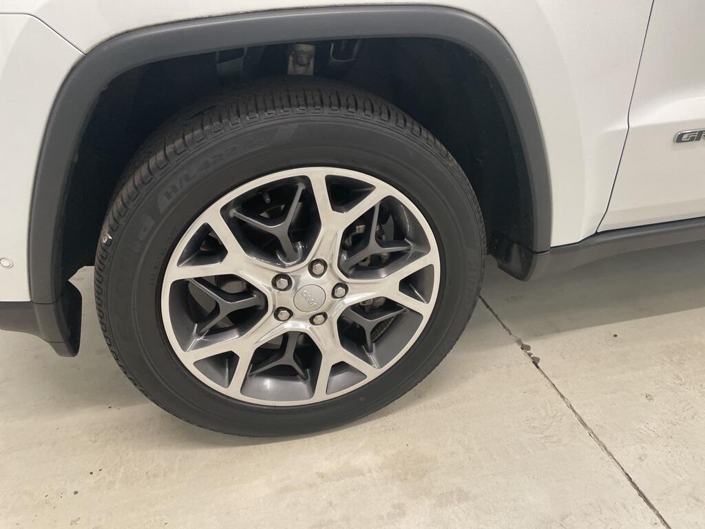 Used 2021 Jeep Grand Cherokee Limited with VIN 1C4RJFBG8MC767505 for sale in Cedarburg, WI