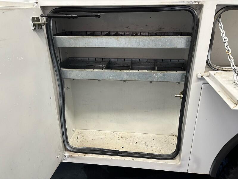 2019 Ford F-350 Super Duty Chassis Cab XL - Photo 8