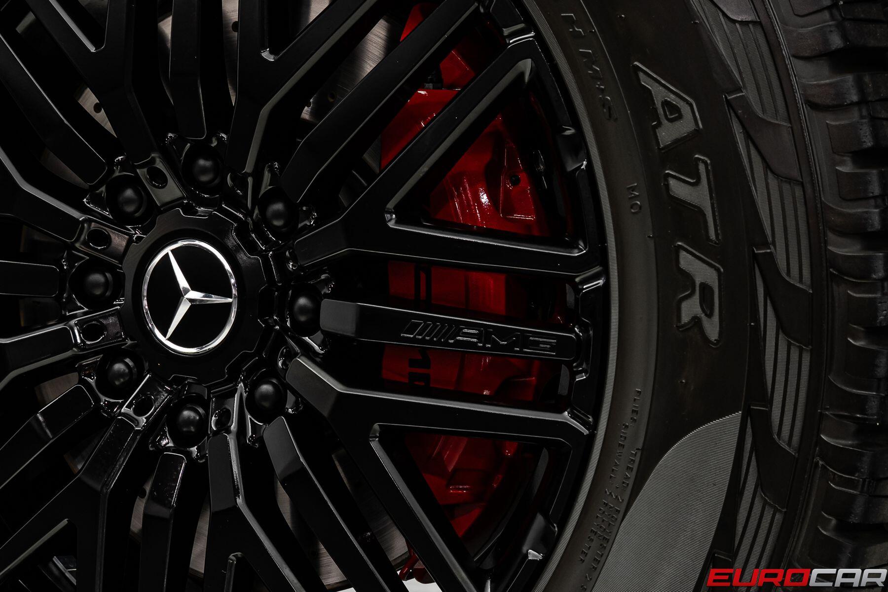 2022 Mercedes-Benz G-Class G 63 AMG 4x4 *AMG NIGHT PACKAGE PLUS * CARBON EXTEImage 26