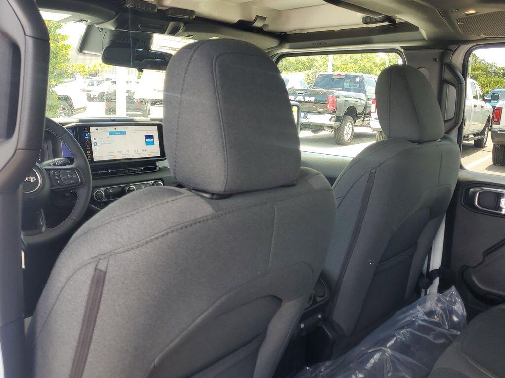 2025 Jeep Gladiator Sport S - Photo 11