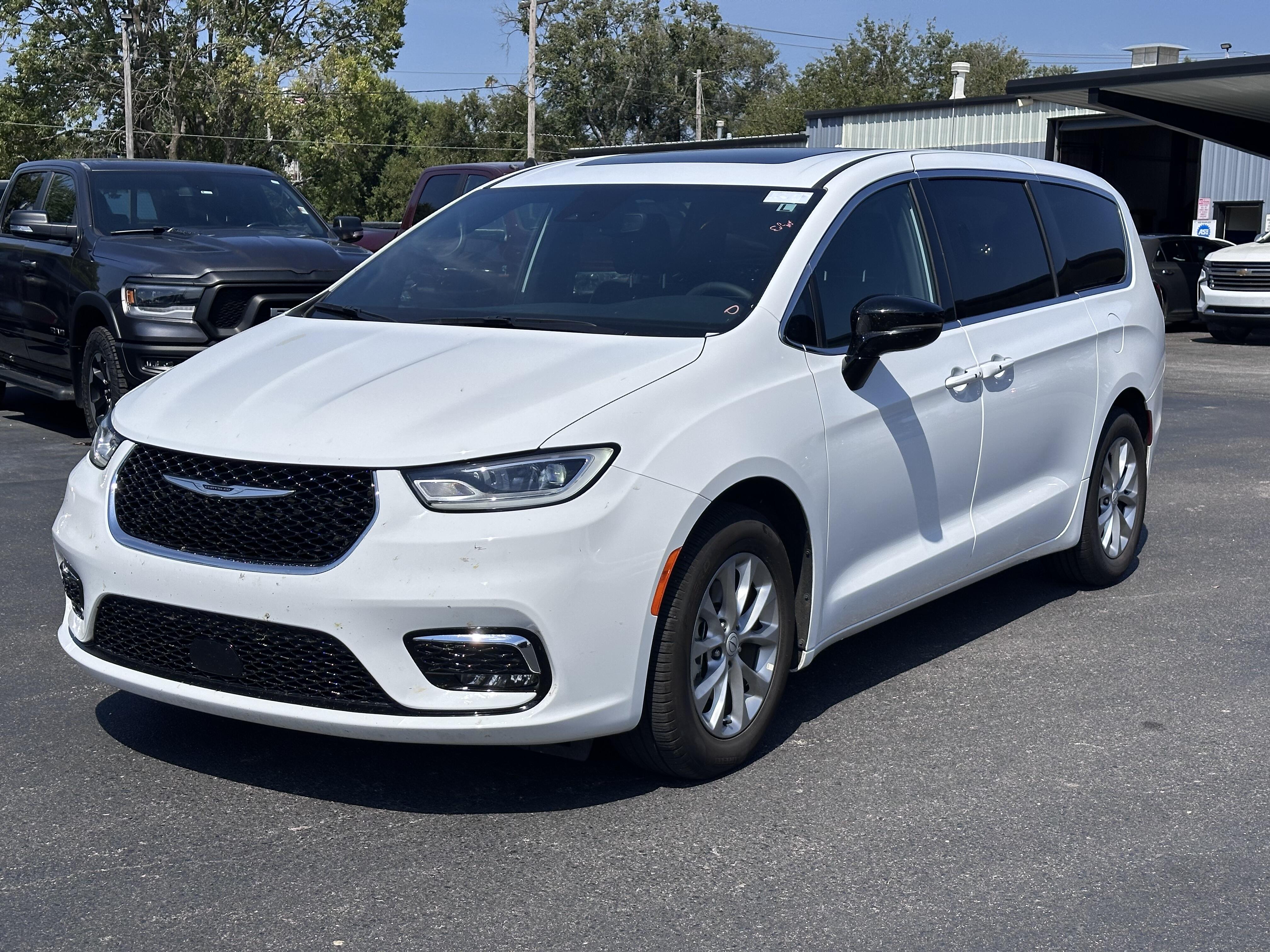 2026 Chrysler Pacifica