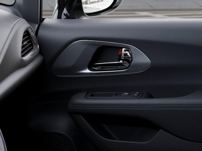 2025 Chrysler Pacifica Select - Photo 51