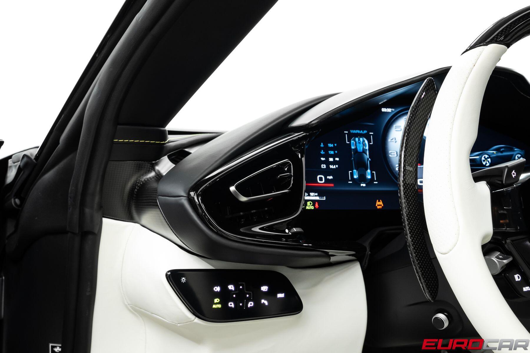 2025 Ferrari 12Cilindri *HUGE CARBON OPTIONS * AIRBRUSHED SHIELD*Image 33