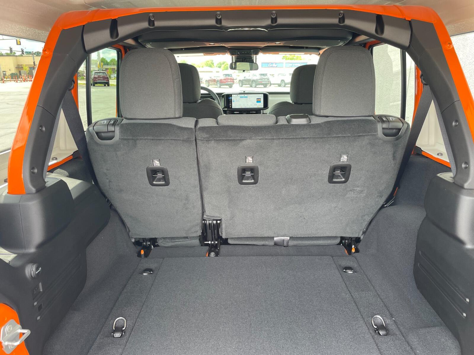2025 Jeep Wrangler 4-Door Sport S - Photo 7