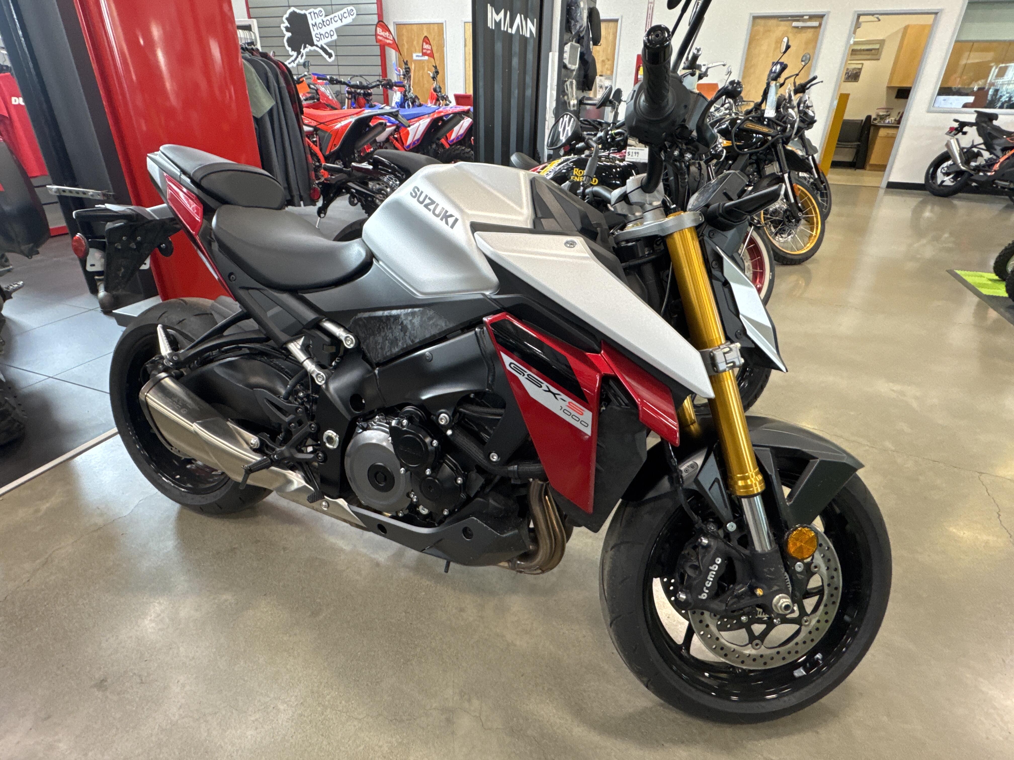 2024 Suzuki GSX-S1000