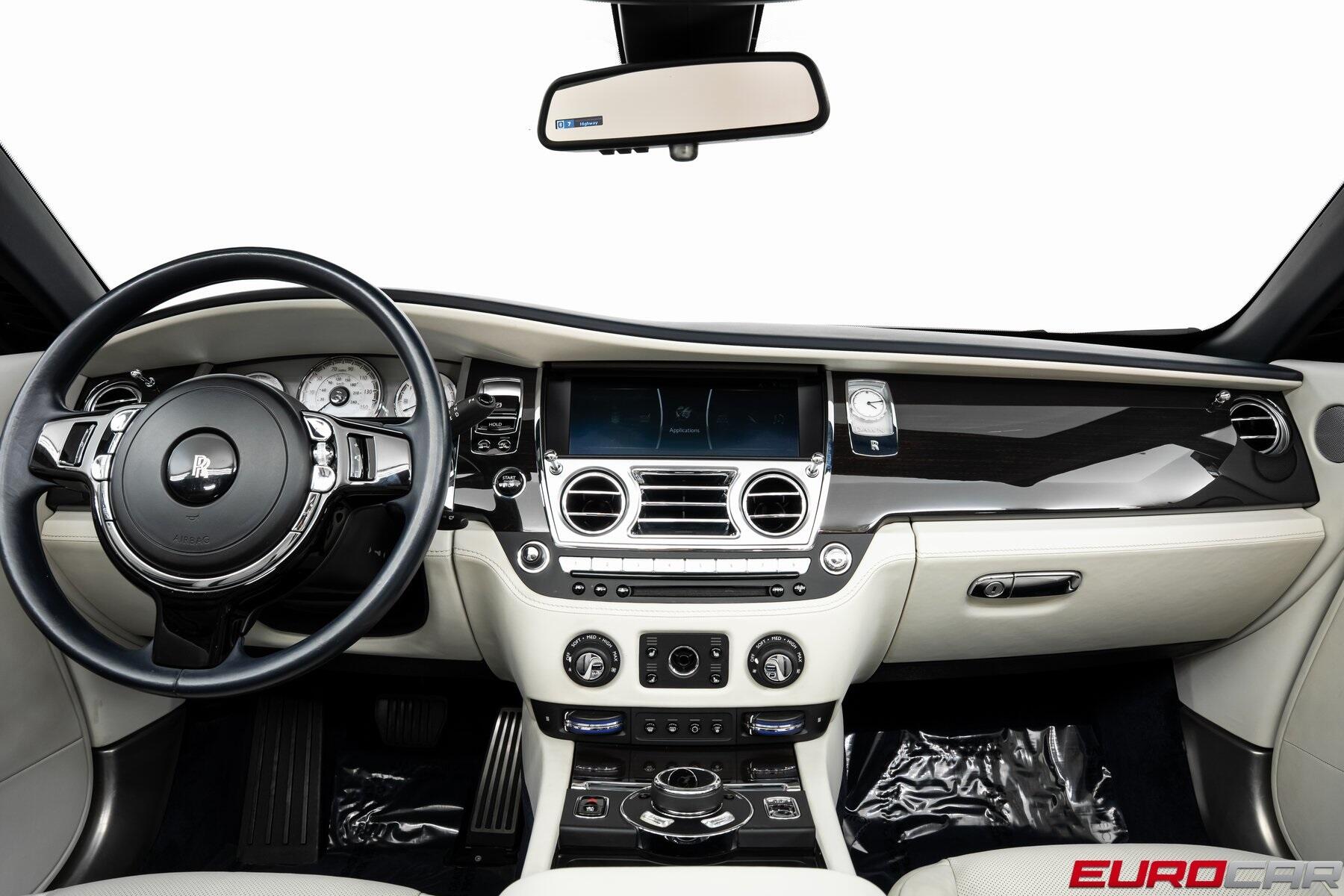 Used 2019 Rolls-Royce Dawn *FACTORY TWO-TONE * IMMACULATE CONDITION*Image 24