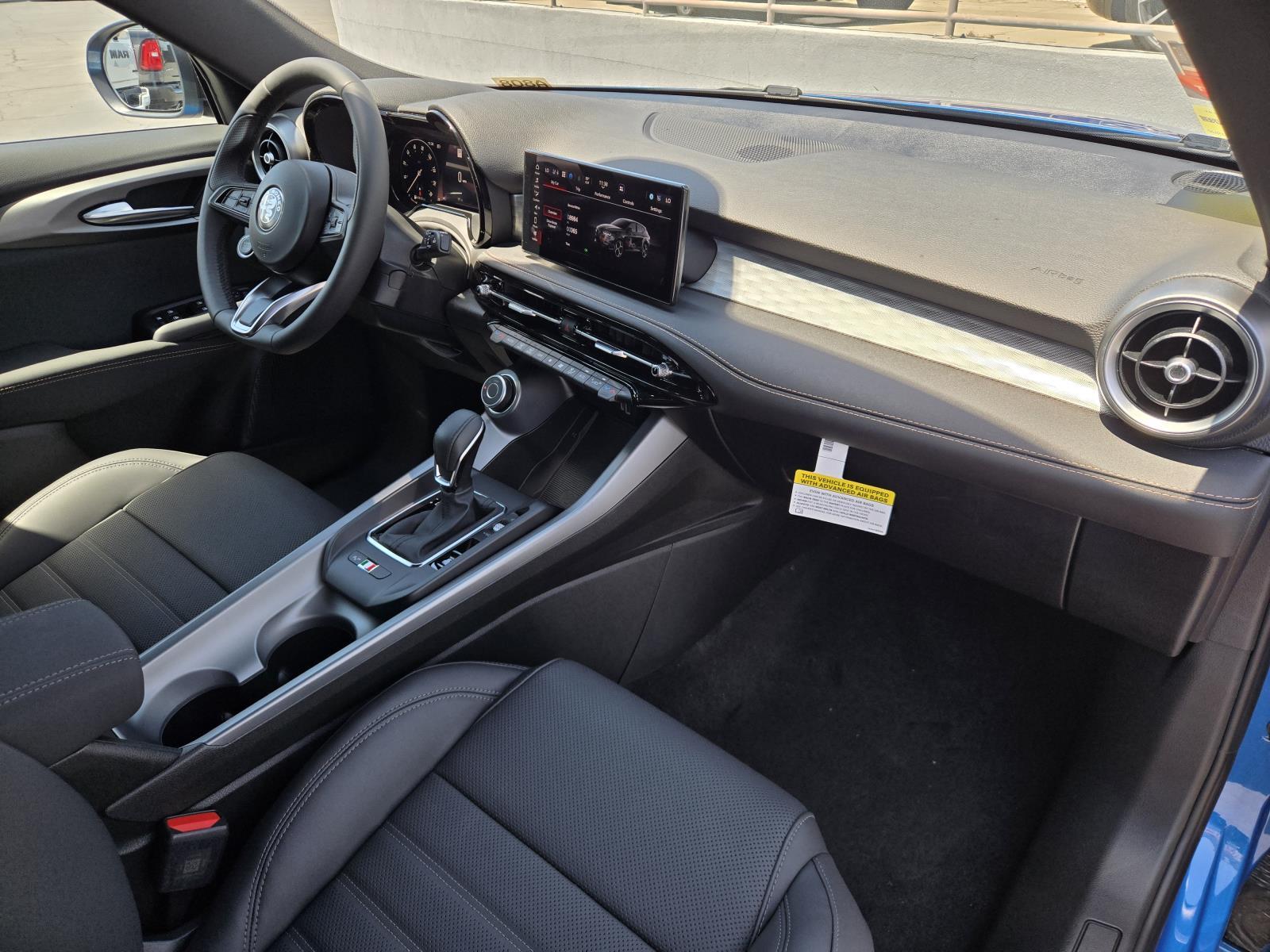 2026 Alfa Romeo Tonale Sprint - Photo 31