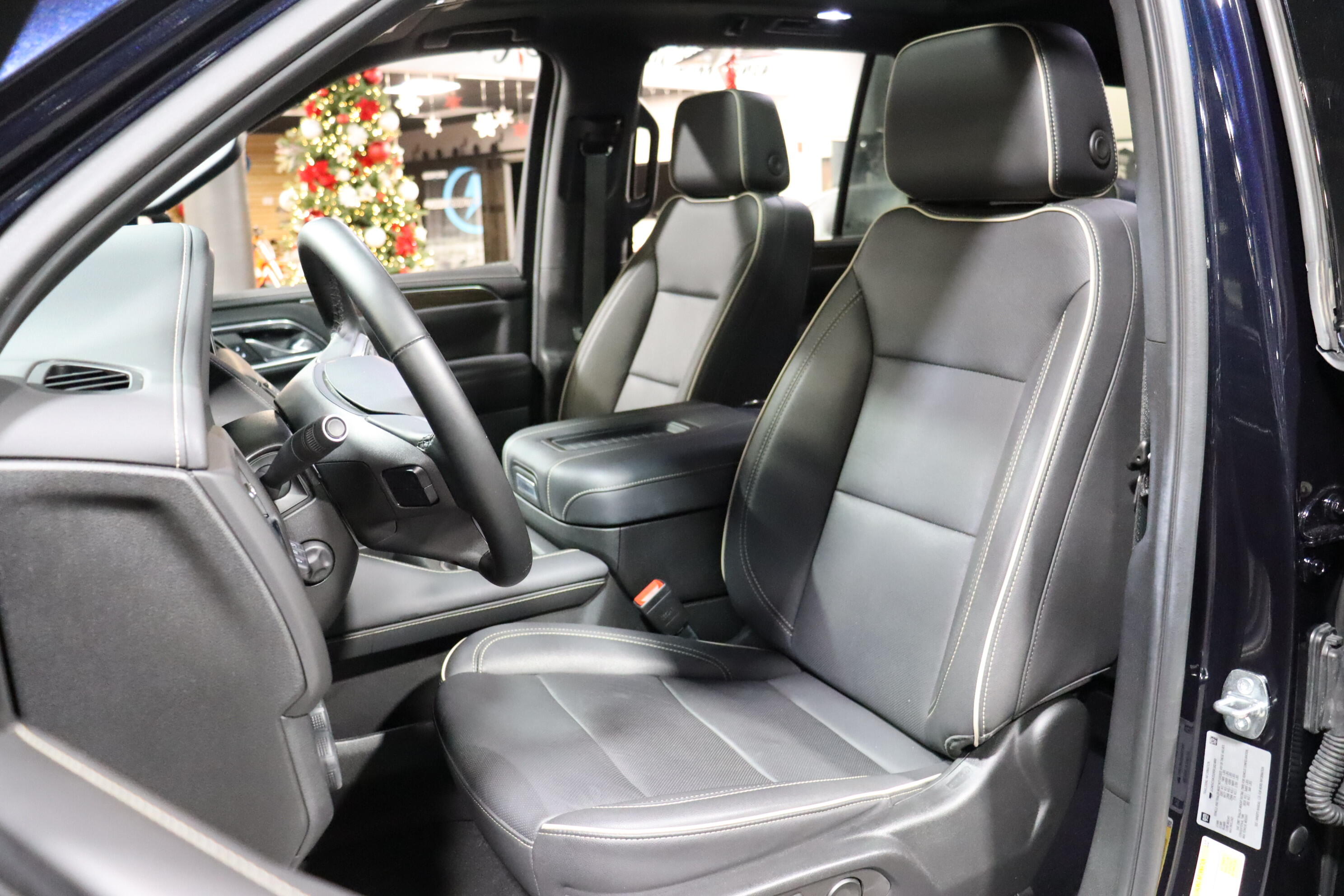 Used 2024 Chevrolet Tahoe Premier with VIN 1GNSCSKD2RR182490 for sale in Anaheim, CA