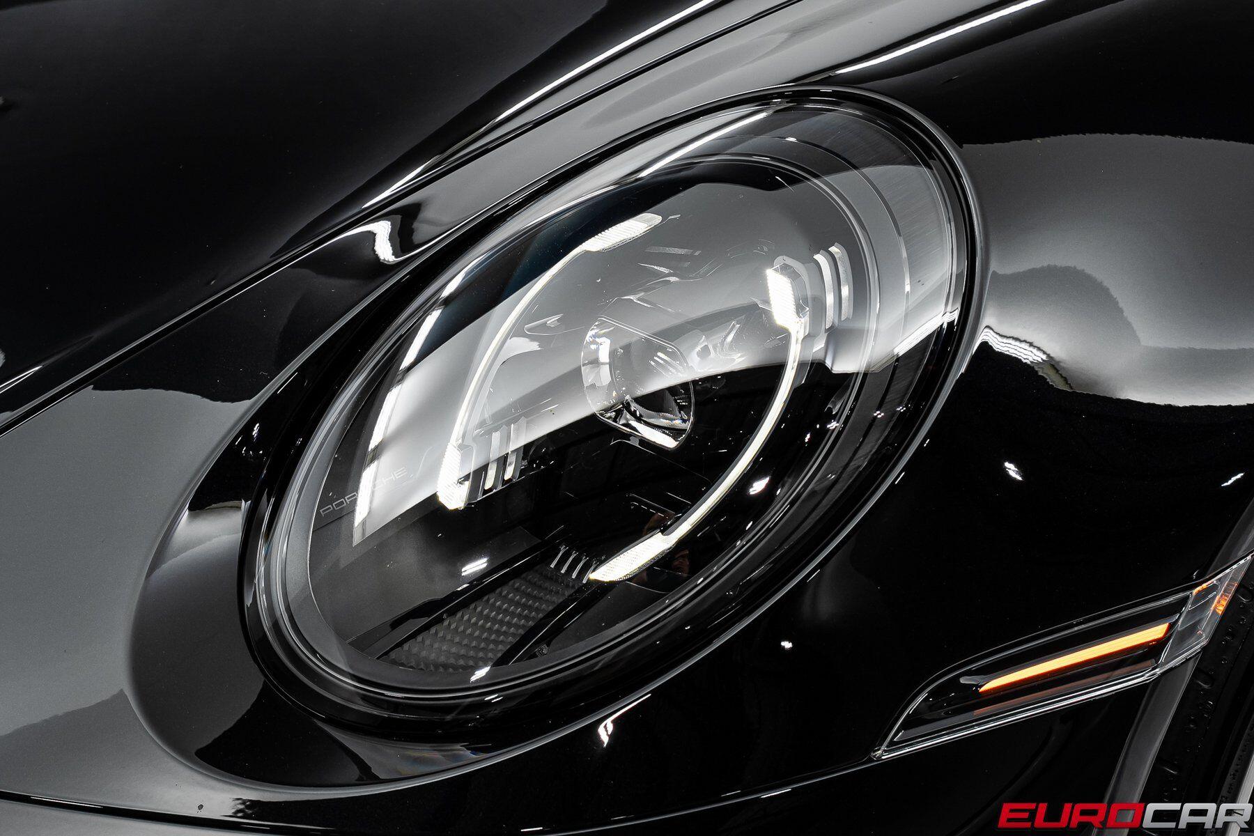 2026 Porsche 911 GT3 Touring *6-SPEED MANUAL * EXCLUSIVE INTERIOR*Image 13